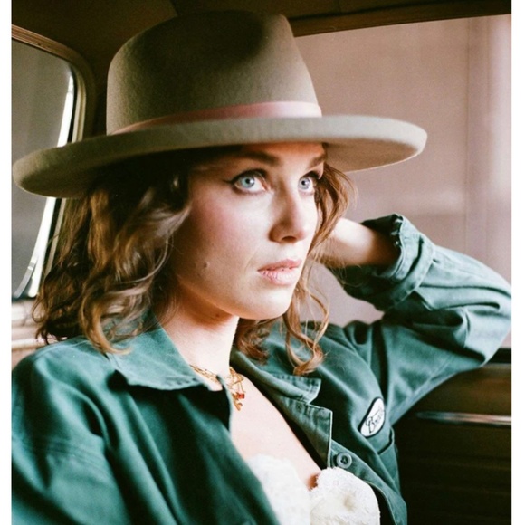 Brixton Victoria Wool Felt Fedora Sand SZ S main image 16